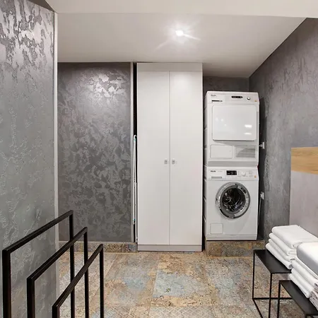 Heimelige Schwarzwaldwohnung Stein דירה Häusern